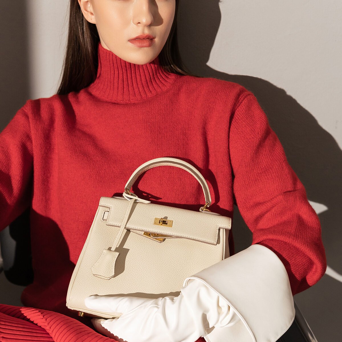 Queens Mini Top Handle Leather Bag